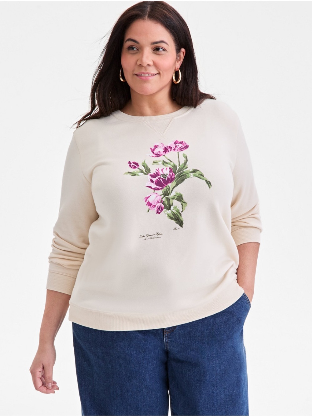 Plus Size Cream Crewneck Sweatshirt with Pink Tulip Motif